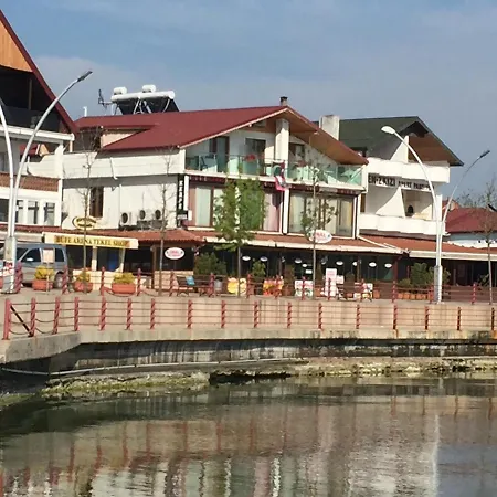 منتجع Greenkerpebutikotel